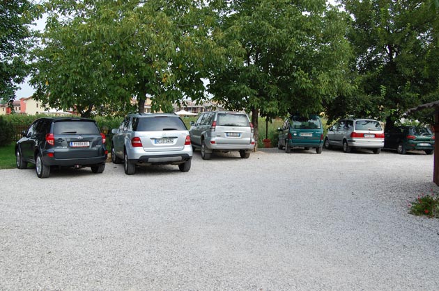 Farm B&B I Costanti - Caldiero (Verona) - Parking