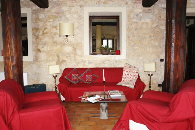 Farmhouse located in Veneto